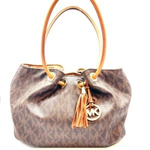 Michael Michael Kors Large Jet Setter Tassel Bag